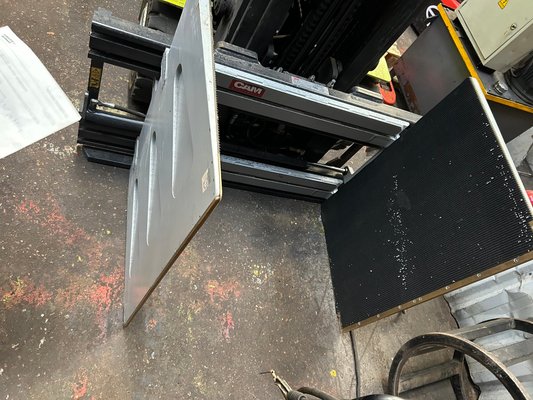 Unknown range 668 - Pince