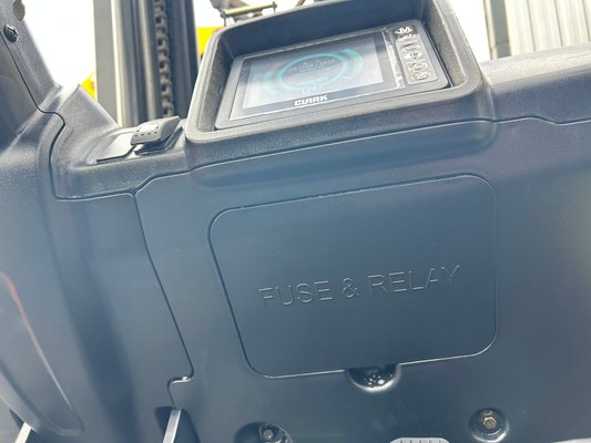 Chariot élévateur diesel Clark S30D