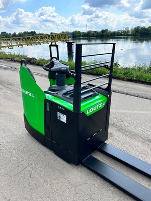 Transpalette électrique CESAB P322