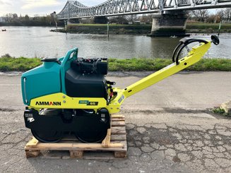 Compacteur à main / plaque vibrante Ammann ARW65DY - 1