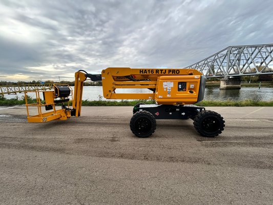 Nacelle articulée Haulotte HA16 RTJPRO