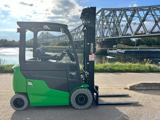 Chariot élévateur électrique CESAB B625II - 12