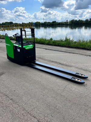 Transpalette électrique CESAB P322