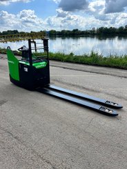 Transpalette électrique CESAB P322 - 4