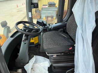 Chargeuse sur pneus Liebherr M550 - 6