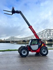 Chariot élévateur télescopique Manitou MT733 - 10