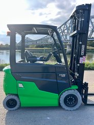 Chariot élévateur électrique CESAB B630II - 11