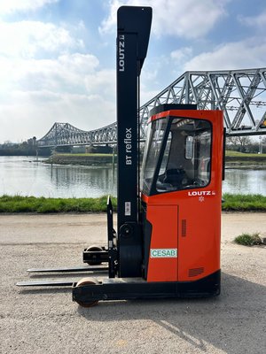 Chariot à mât rétractable - RRE140HCC