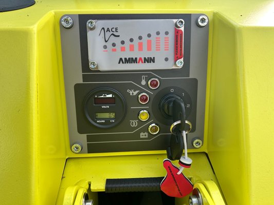 Compacteur à main / plaque vibrante Ammann APH110-95