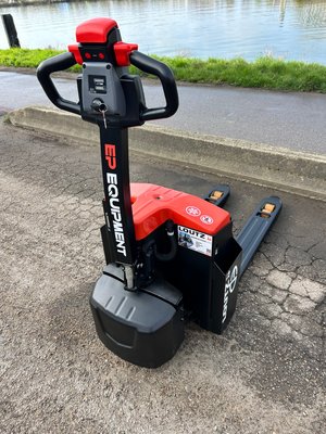 Transpalette électrique EP EPT20-15ET2H
