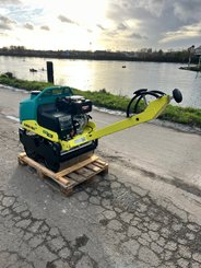 Compacteur à main / plaque vibrante Ammann ARW65DY - 2
