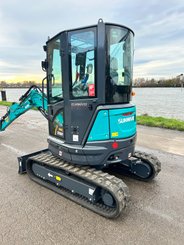 Mini pelle sur chenilles Sunward SWE25UF - 6