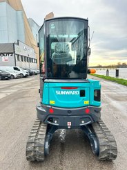 Mini pelle sur chenilles Sunward SWE25UF - 6