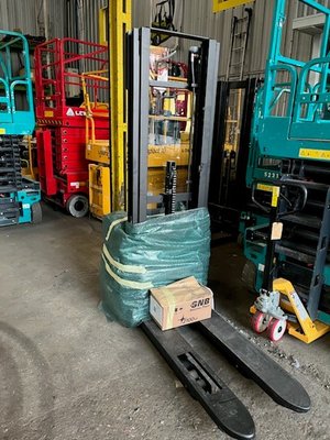 Gerbeur électrique CESAB S212L-