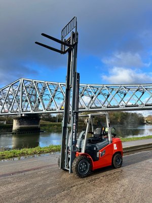 Chariot élévateur gaz Heli CPYD35-KU1HG3