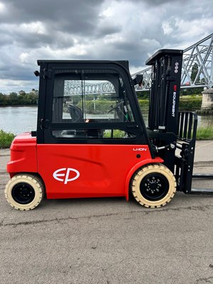 Chariot élévateur électrique EP CPD50L1