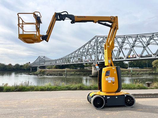 Nacelle articulée électrique Haulotte HA12CJ