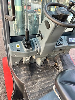 Chariot élévateur électrique Heli CPD35