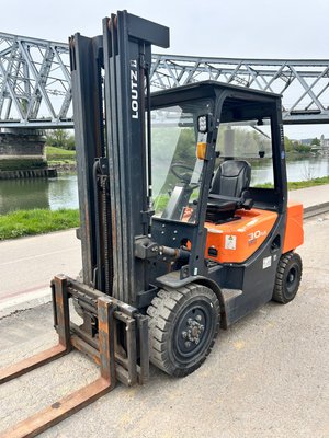 Chariot élévateur diesel Doosan D30GP