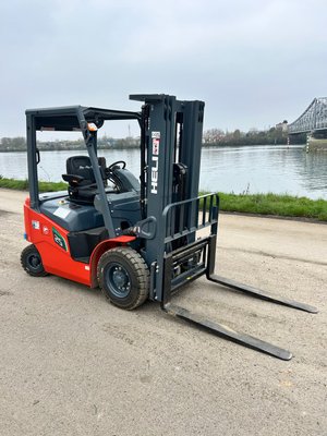 Chariot élévateur électrique Heli CPD25-GB2LI-S