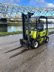 Chariot élévateur diesel Clark CMP25D - 4