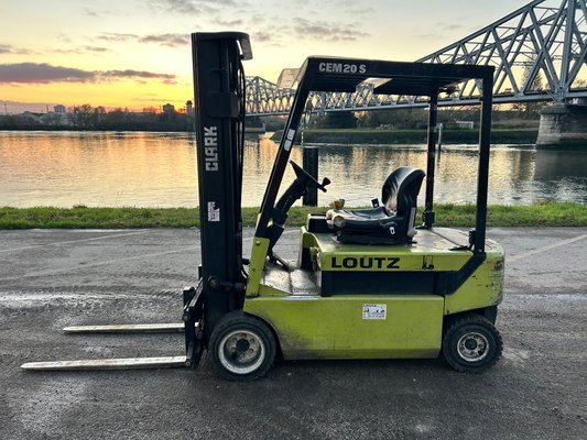 Chariot élévateur électrique - CEM 20S / N