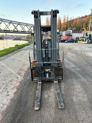 Chariot élévateur électrique HEILI CPD35-GB2LI-S