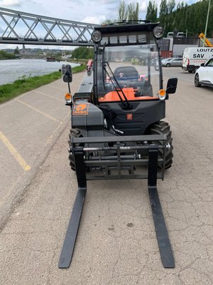 Chariot élévateur télescopique Ausa T144H Plus