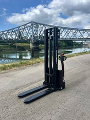 Gerbeur électrique EP Equipment ESL122 - 1