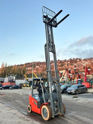 Chariot élévateur électrique HEILI CPD35-GB2LI-S