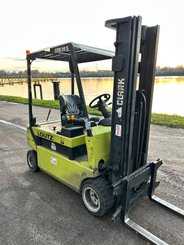 Chariot élévateur électrique Clark CEM 20S / N - 7