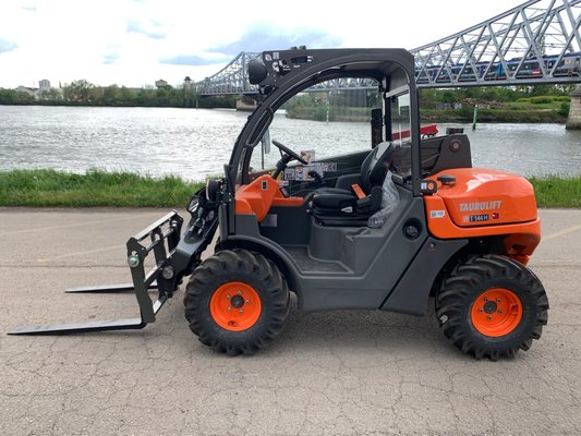 Chariot élévateur télescopique Ausa T144H Plus