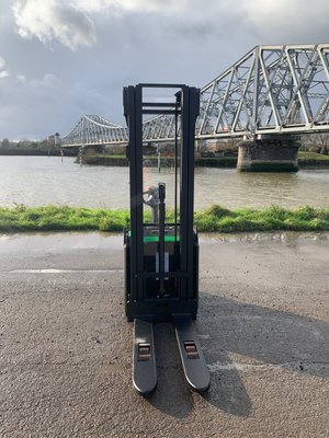 Gerbeur accompagnant CESAB S216L