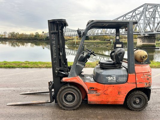Chariot élévateur gaz Toyota 42-7FGF25