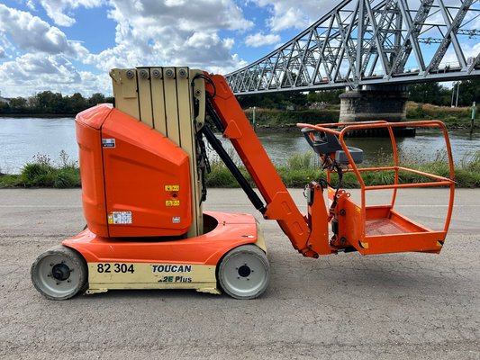 Nacelle à mât vertical JLG Toucan 12E+