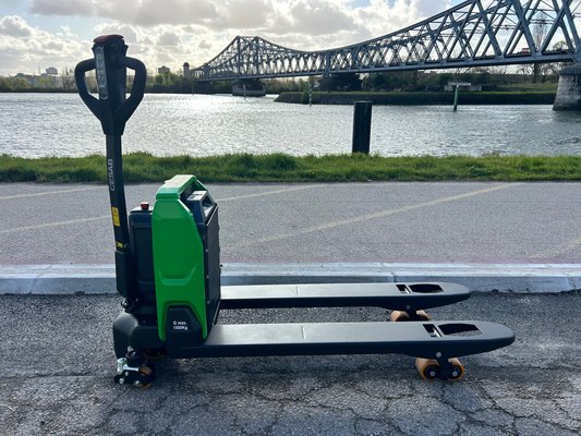 Transpalette électrique CESAB PO15i