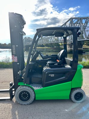 Chariot élévateur électrique CESAB B625II