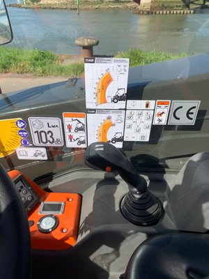 Chariot élévateur télescopique Ausa T144H Plus