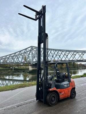 Chariot élévateur gaz Toyota 42-7FGF25