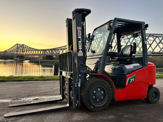 Chariot élévateur électrique - CPD35