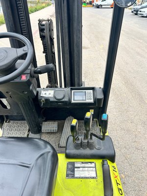 Chariot élévateur électrique Clark GTX16