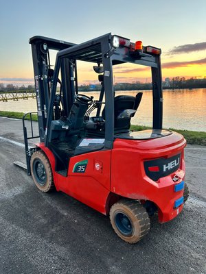 Chariot élévateur électrique HEILI CPD35-GB2LI-S