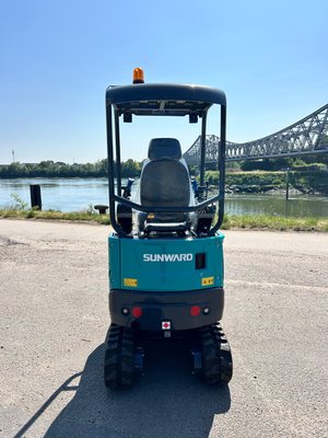 Mini pelle Sunward SWE18UF