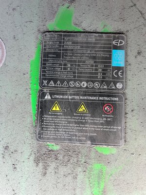 Chariot élévateur électrique EP Equipment EFL352