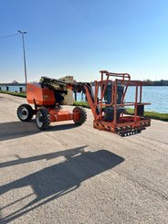 Nacelle articulée JLG 340AJ - 4