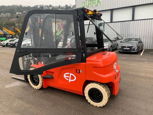 Chariot élévateur électrique EP CPD50L1