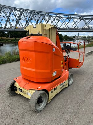 Nacelle à mât vertical JLG Toucan 12E+
