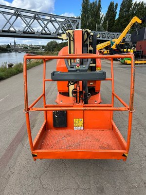 Nacelle à mât vertical JLG Toucan 12E+