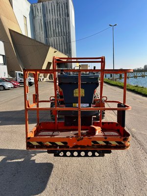 Nacelle articulée JLG 340AJ