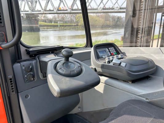 Chariot à mât rétractable Toyota RRE140HCC